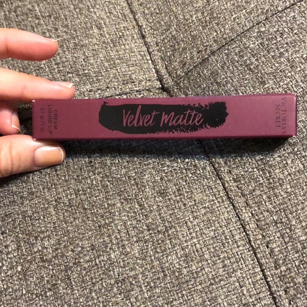 Victoria’s Secret Velvet matte cream lip stain